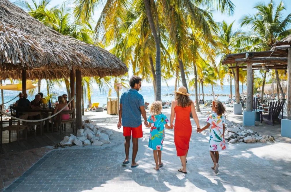 Blue Bay Golf & Beach Resort | beach club